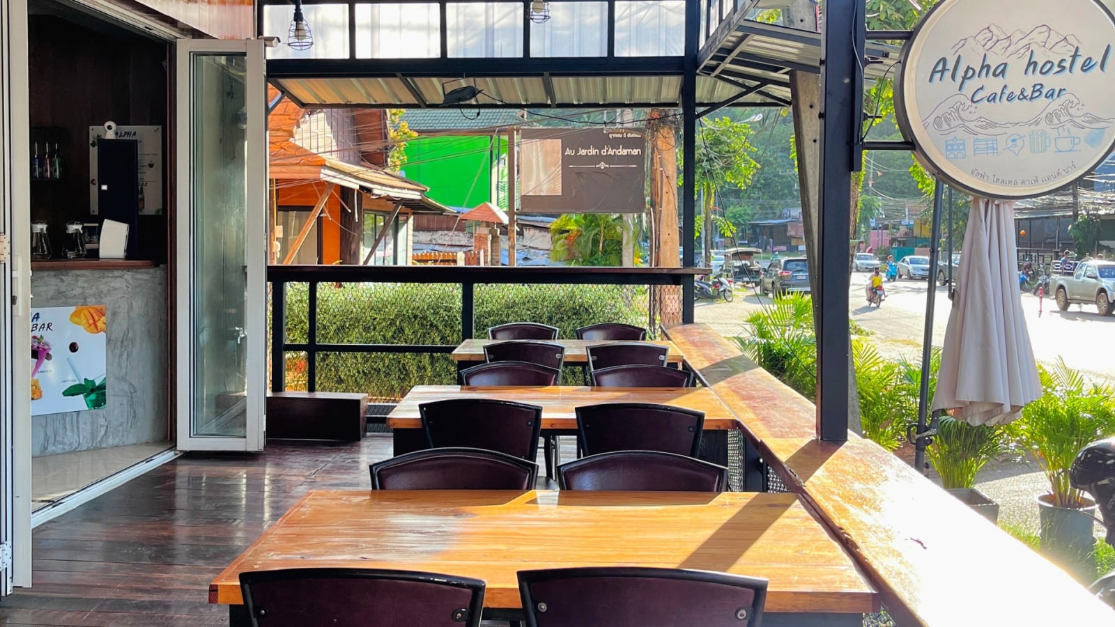 Alpha Hostel Cafe&bar, Ao Nang