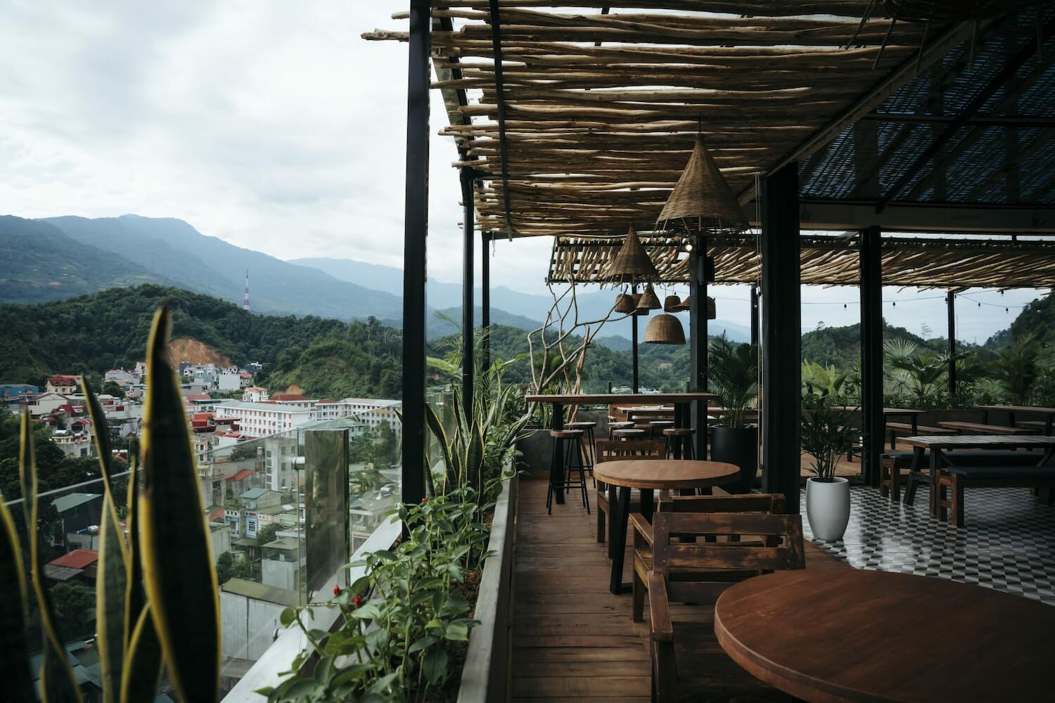 Top Of The Loop Hostel