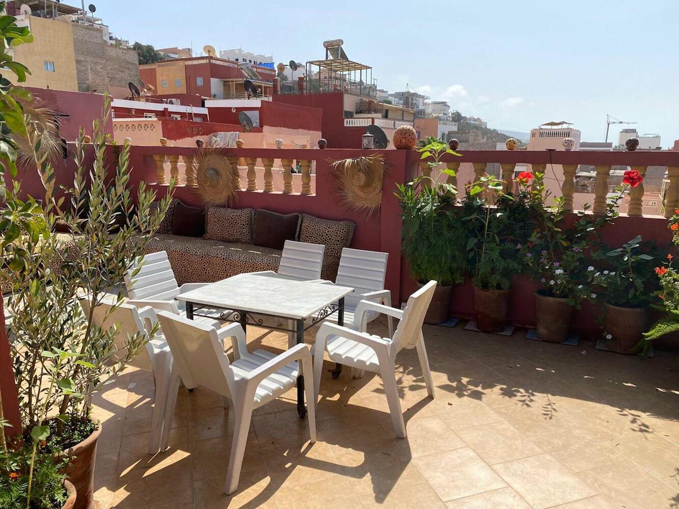 Olympe Surf & Yoga, Tamraght