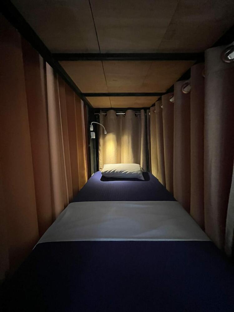 Happy Bunk Hostel, Weligama