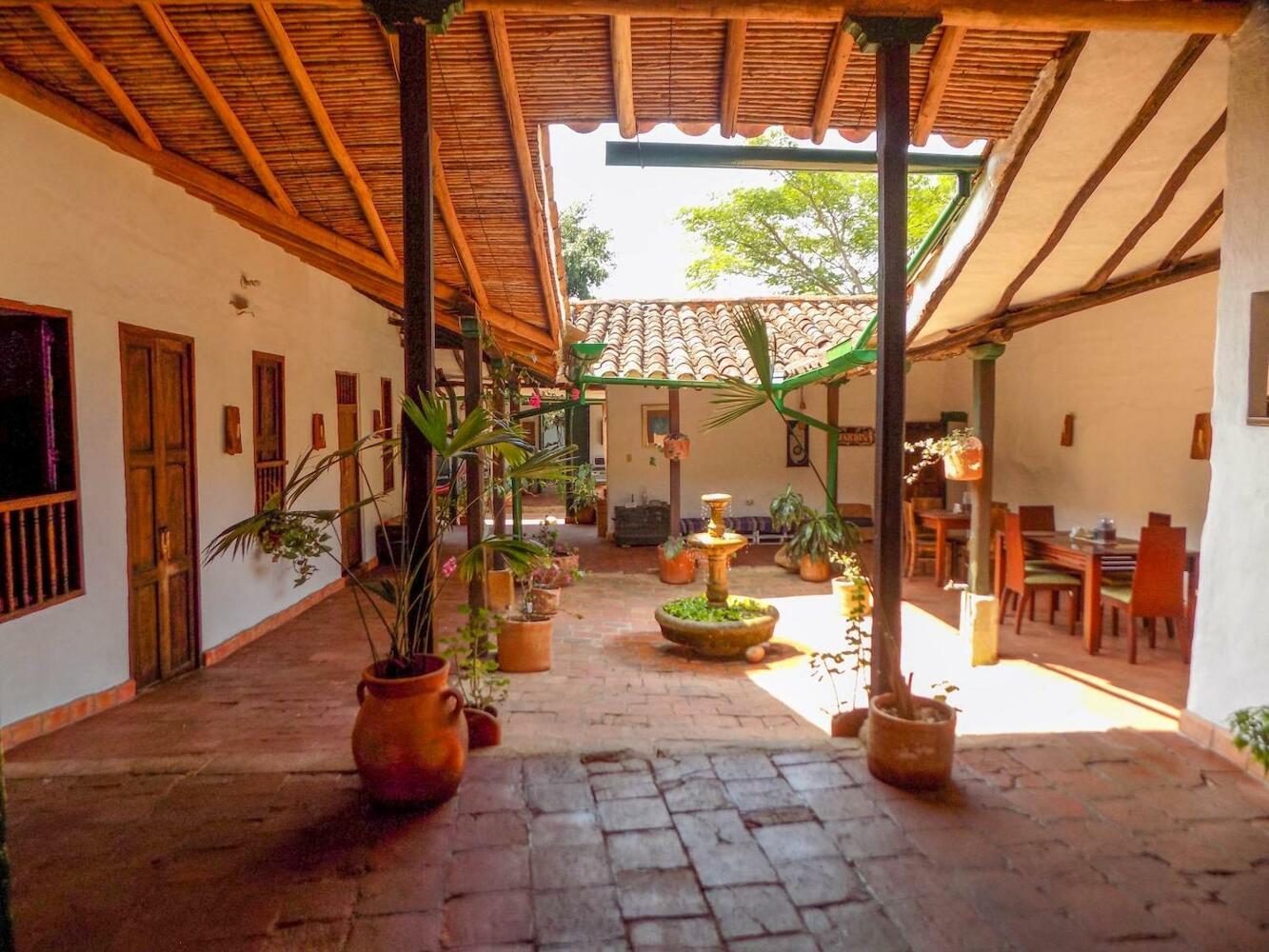 Hostal Casa Nacuma