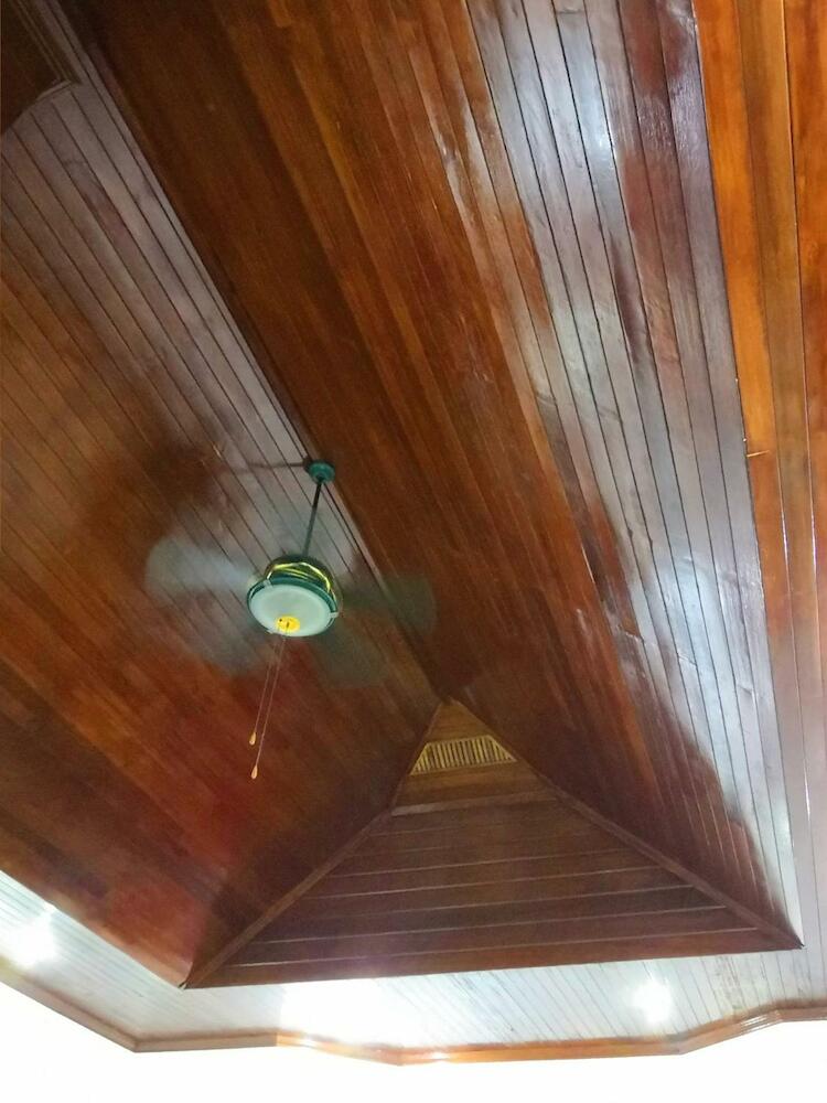 Walkerz Inn, Panglao Island