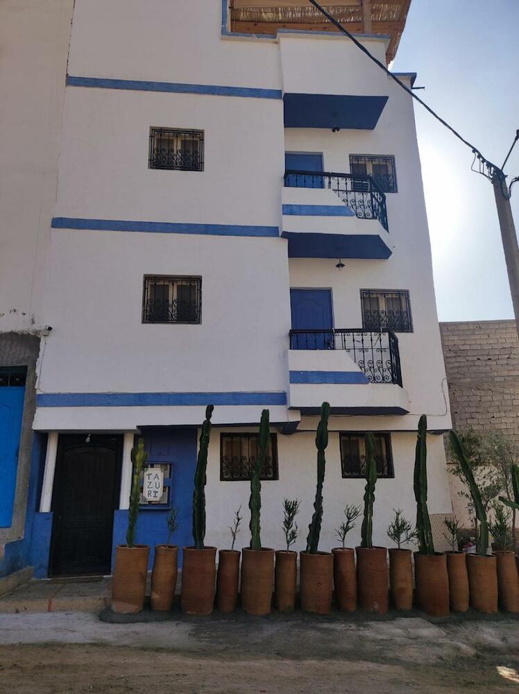 Tazuri Surf House, Taghazout