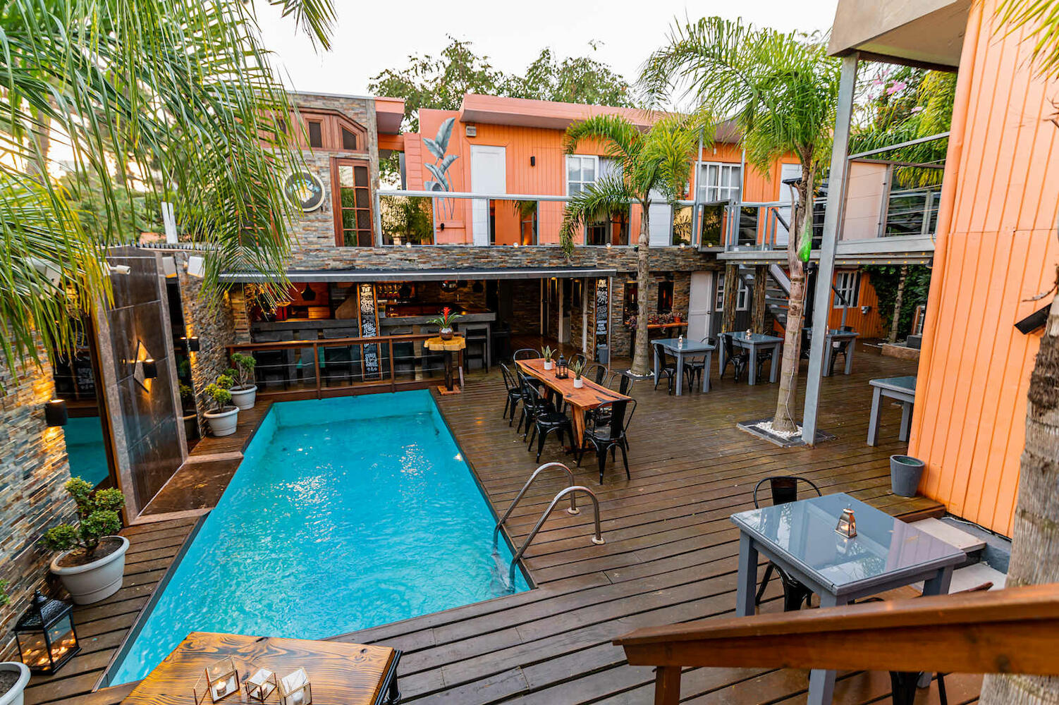 F&F Hostel