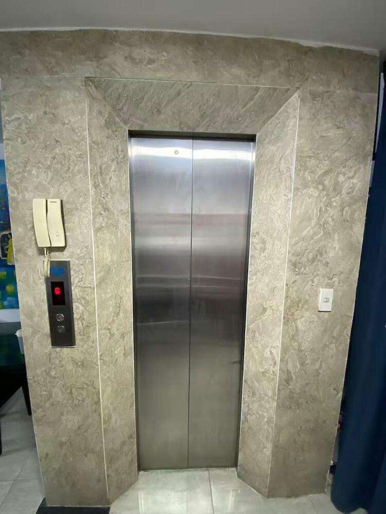 Funny Hostel & Cafe, Ho Chi Minh City