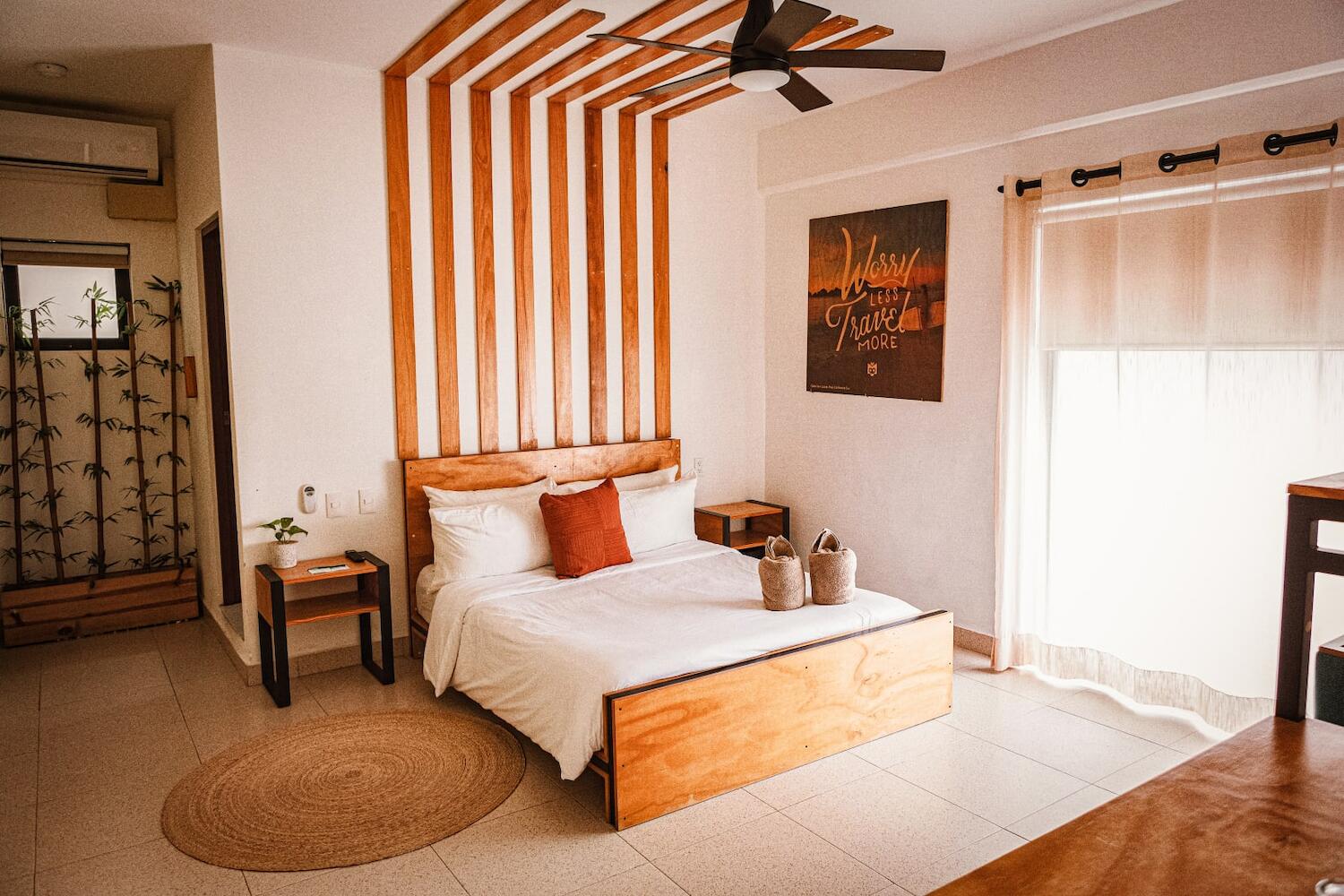 Nomads Hotel Hostel & Rooftop Pool, Cancún