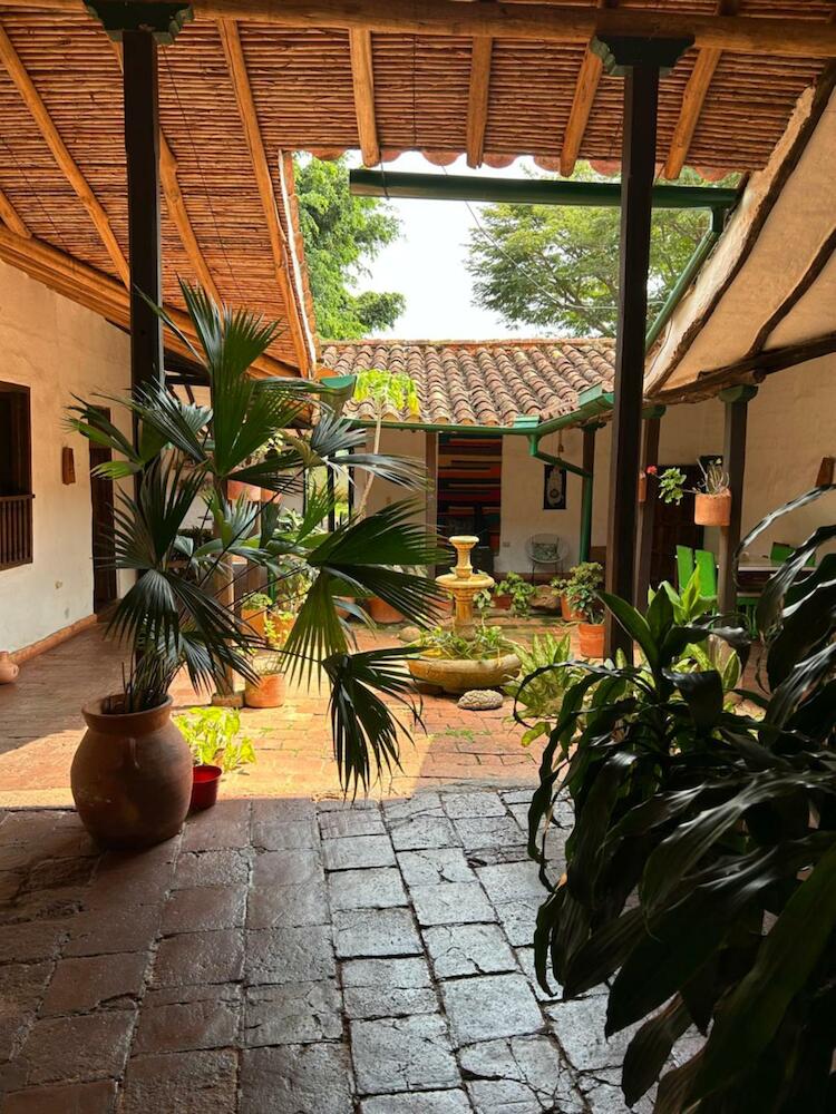 Hostal Casa Nacuma