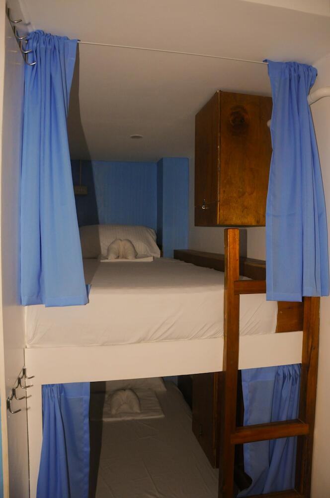The Beach House, El Nido