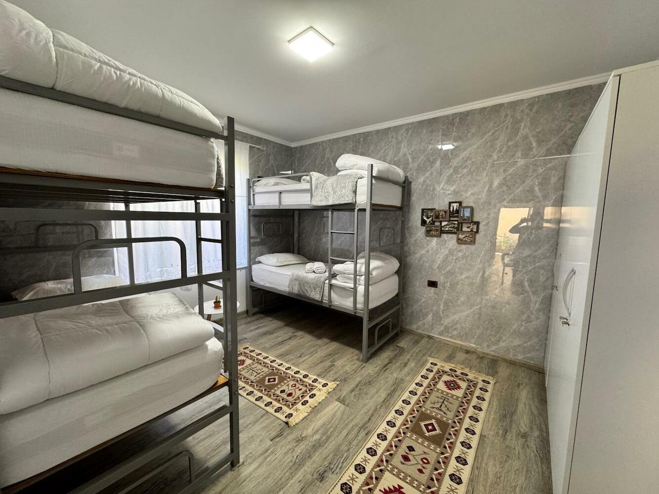 Hostel Leon