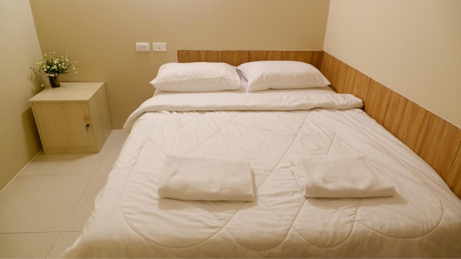 Shi-ro-i Poshtel, Hat Yai