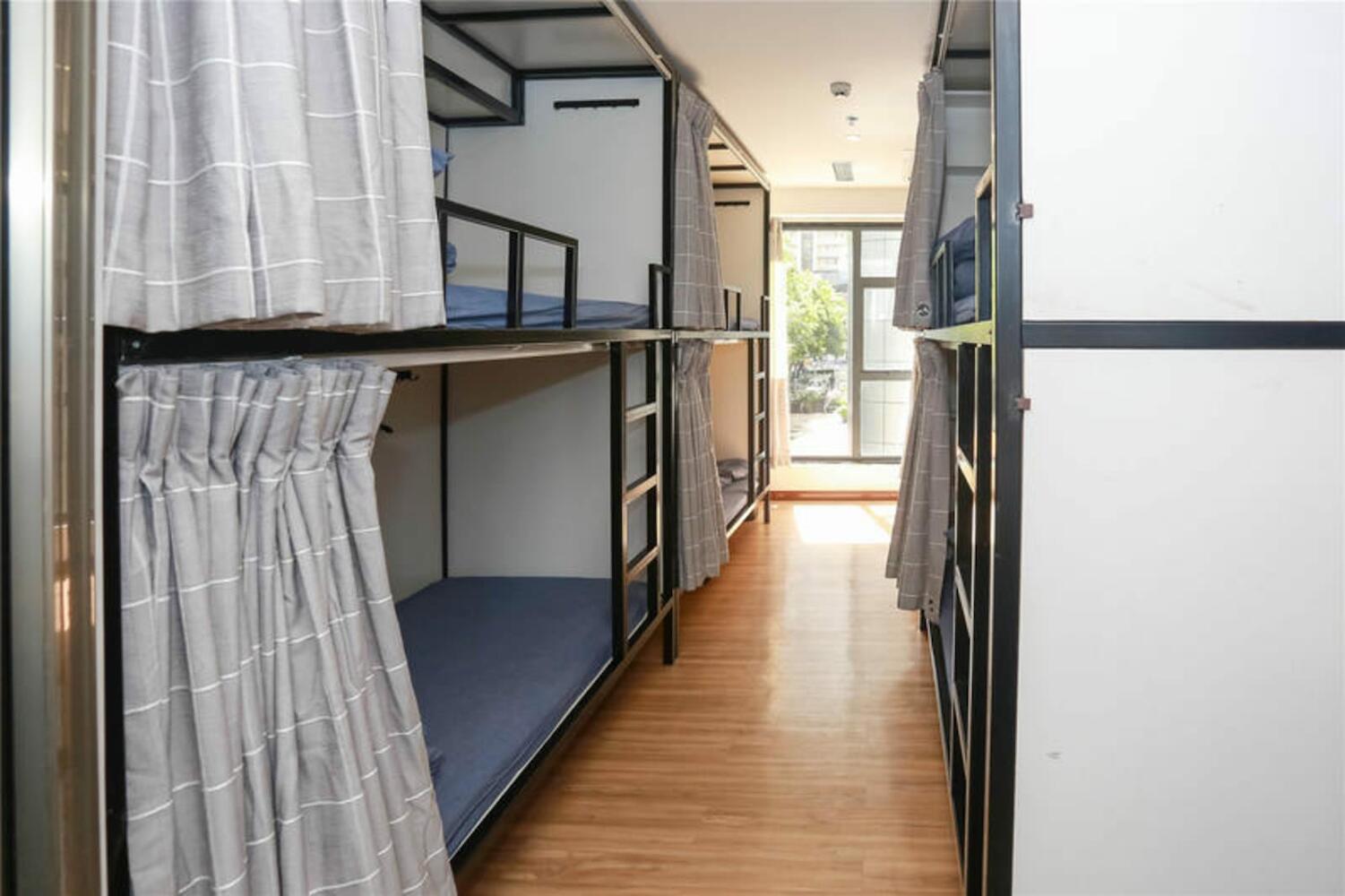Dengba Hostel Shenzhen Convention Center Branch, Shenzhen