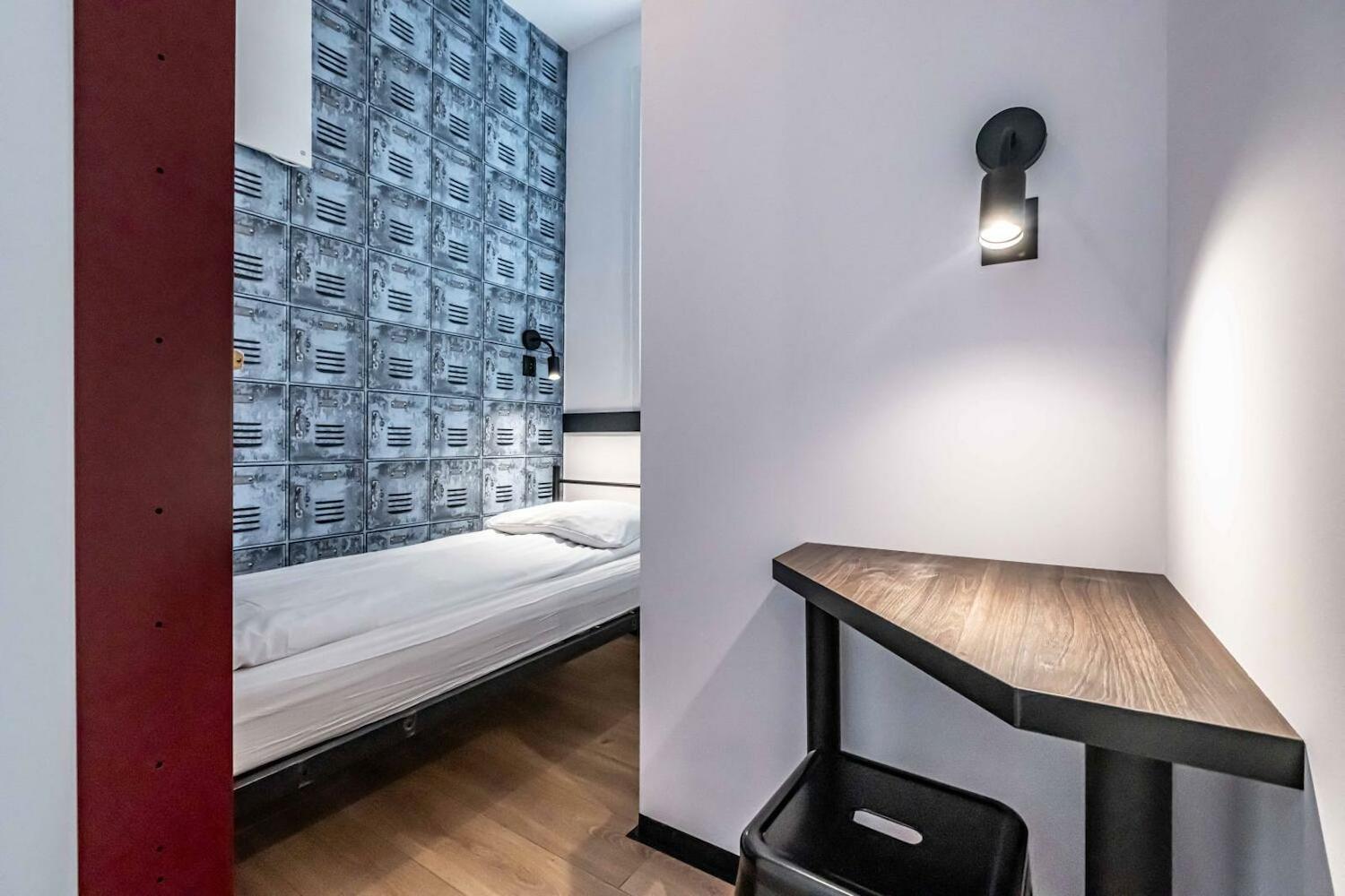 Vola Hostel