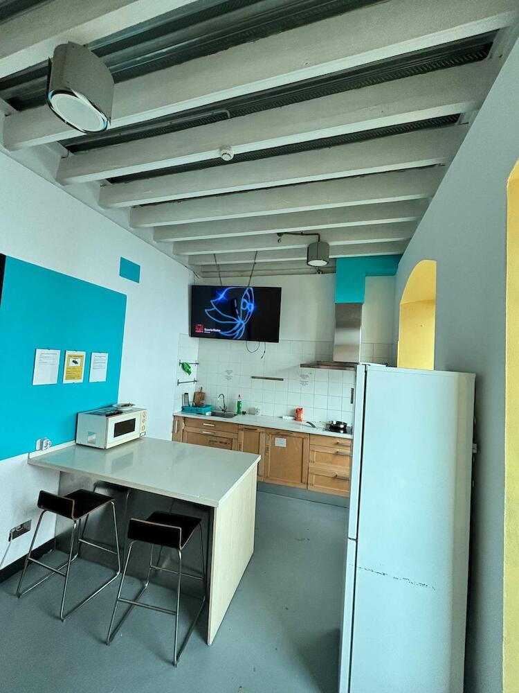 Seville Your Way Hostel, Seville