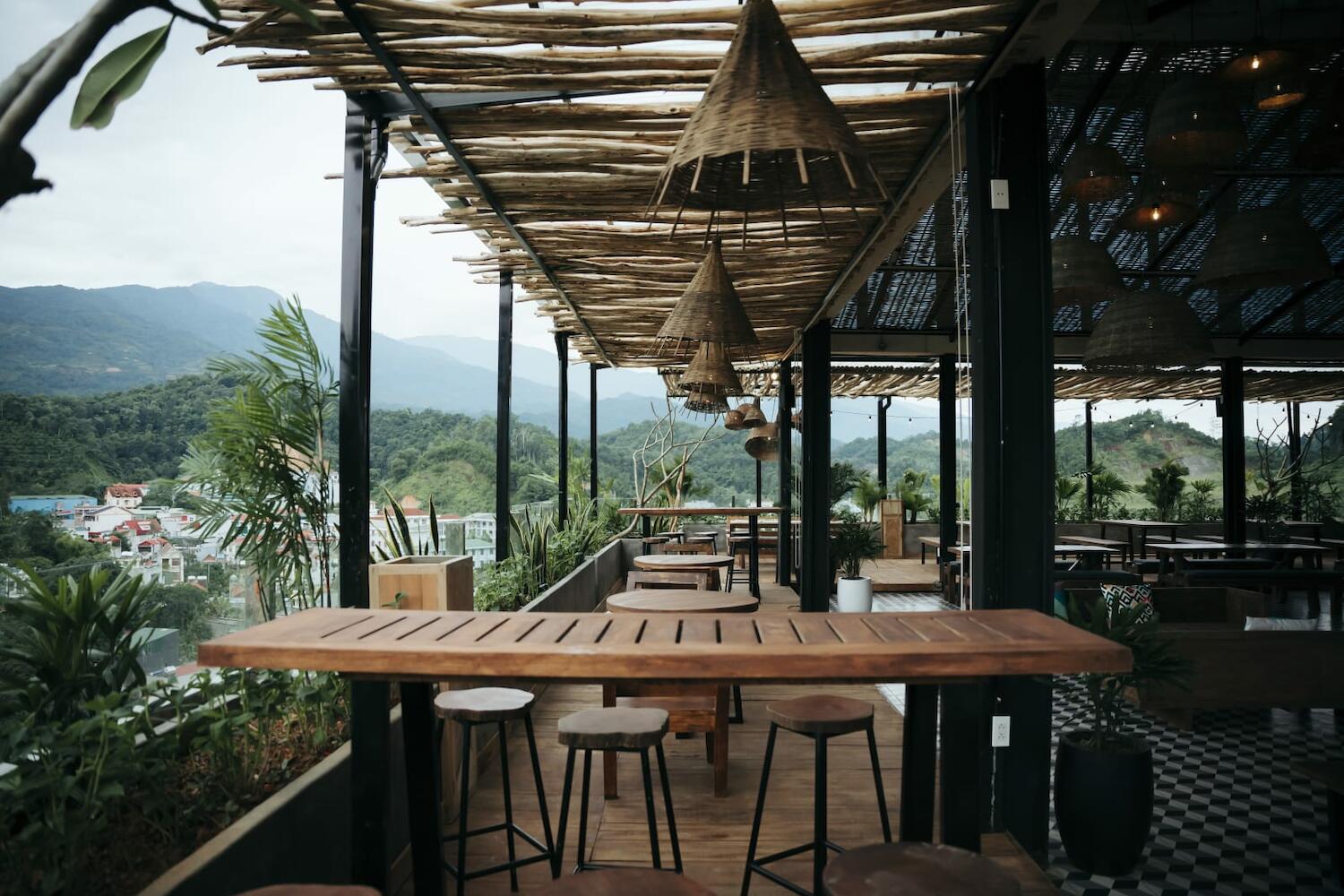 Top Of The Loop Hostel