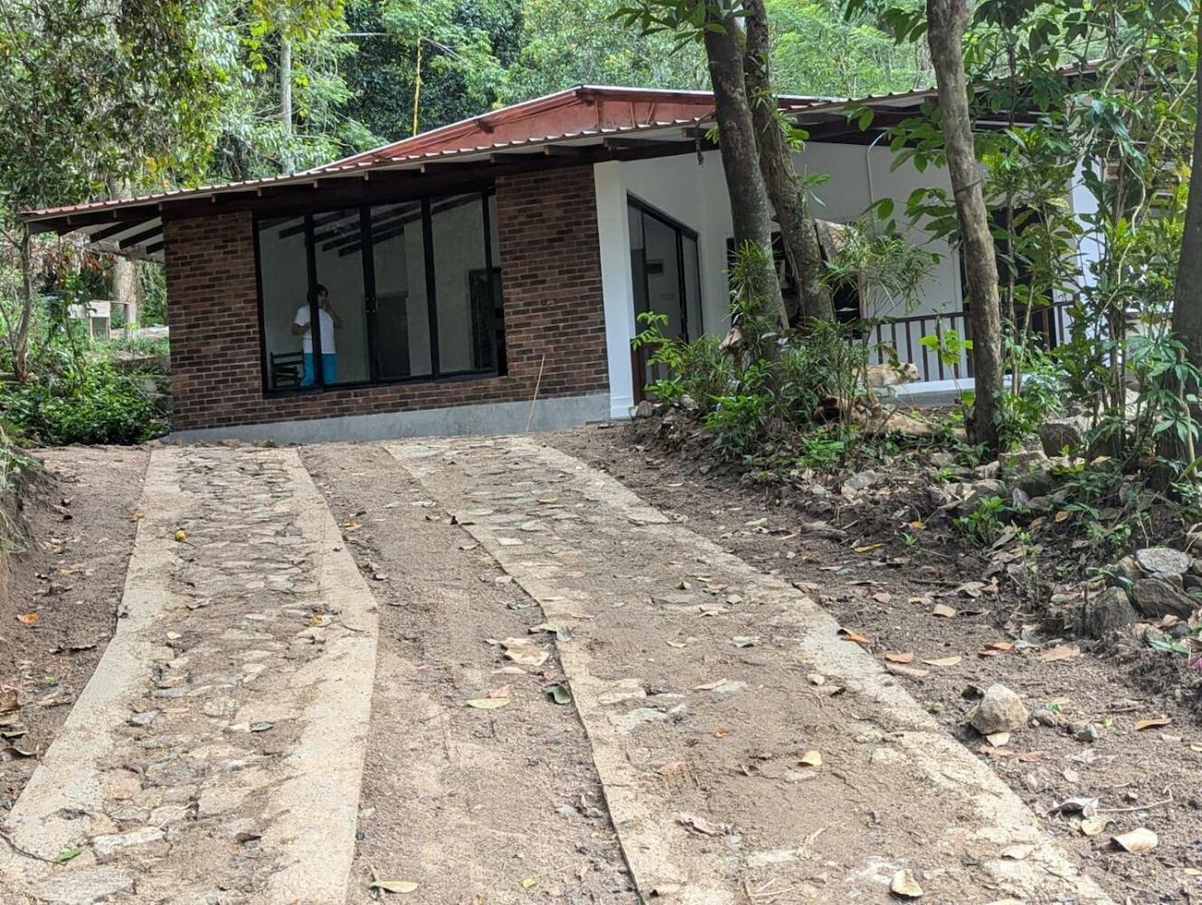 Manudi Kandy Hostel, Kandy