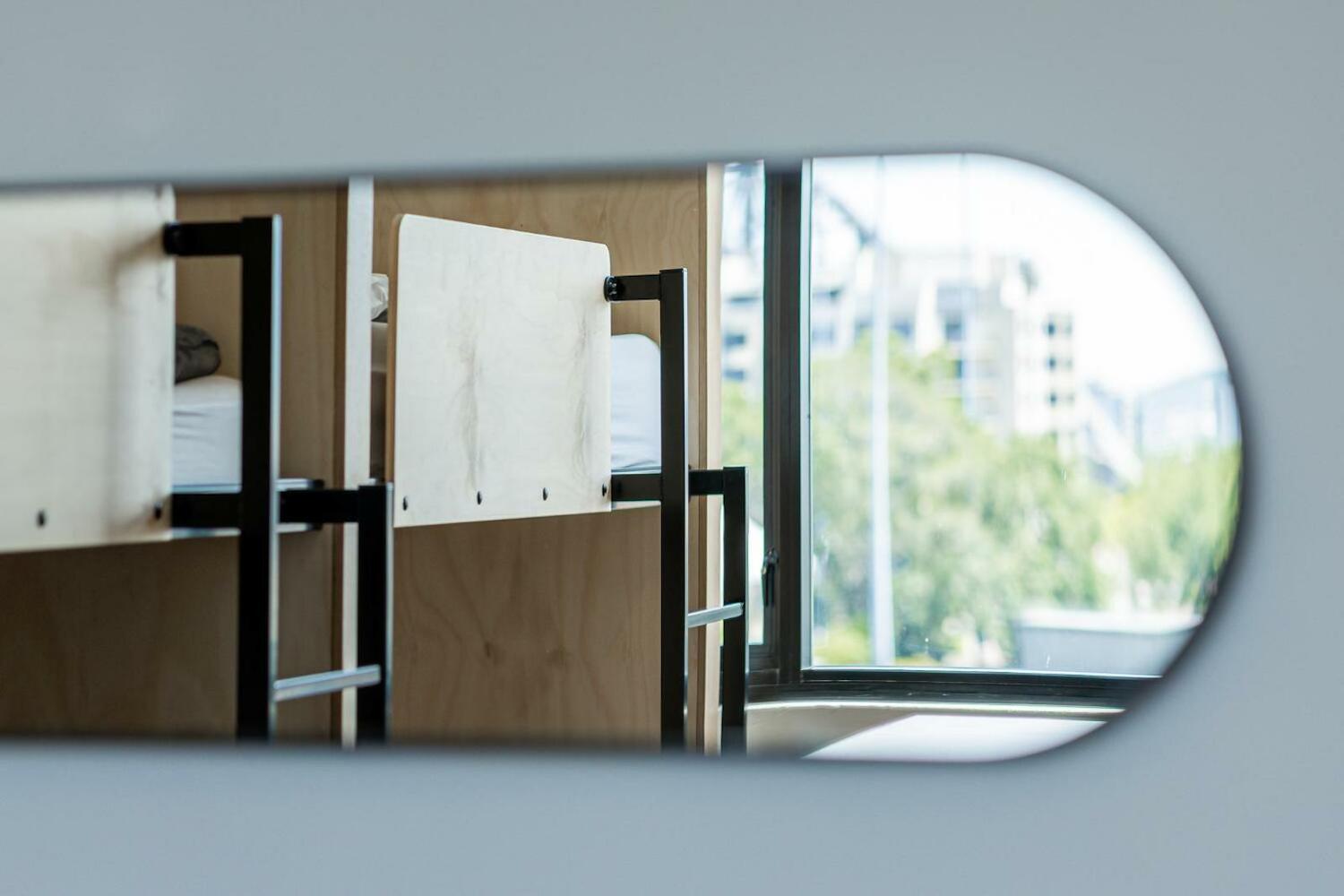 Bunk Brisbane Backpackers, Brisbane