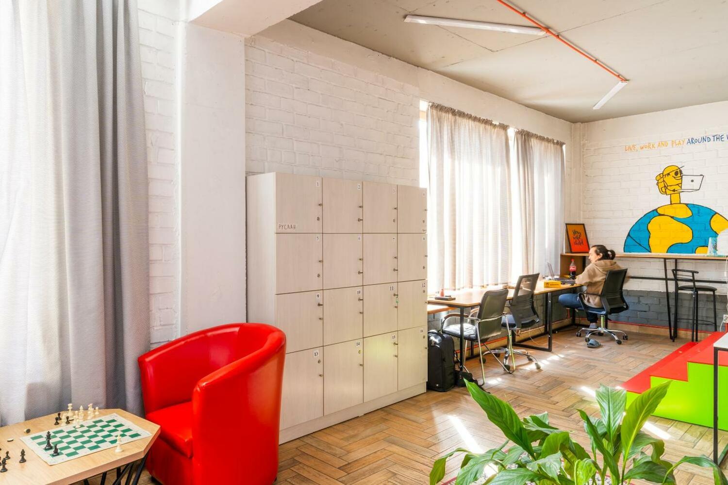 ololoFreelander Hostel&Coworking