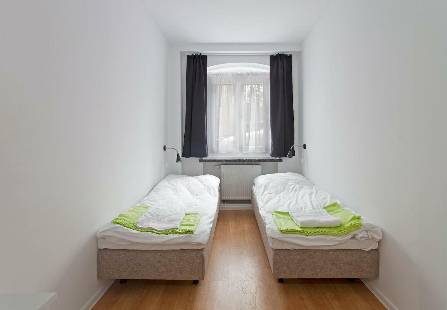 Opera Hostel, Poznań