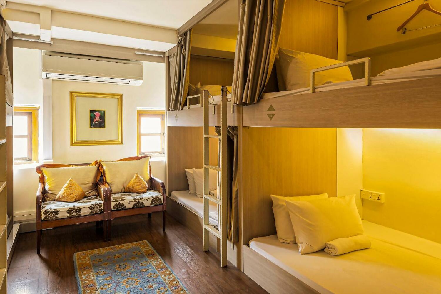 Atelier Hostel