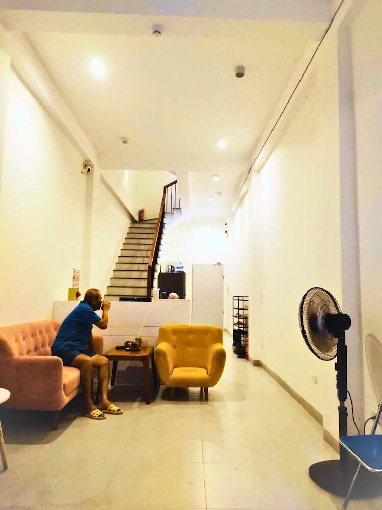 Hanoifriends, Hanoi