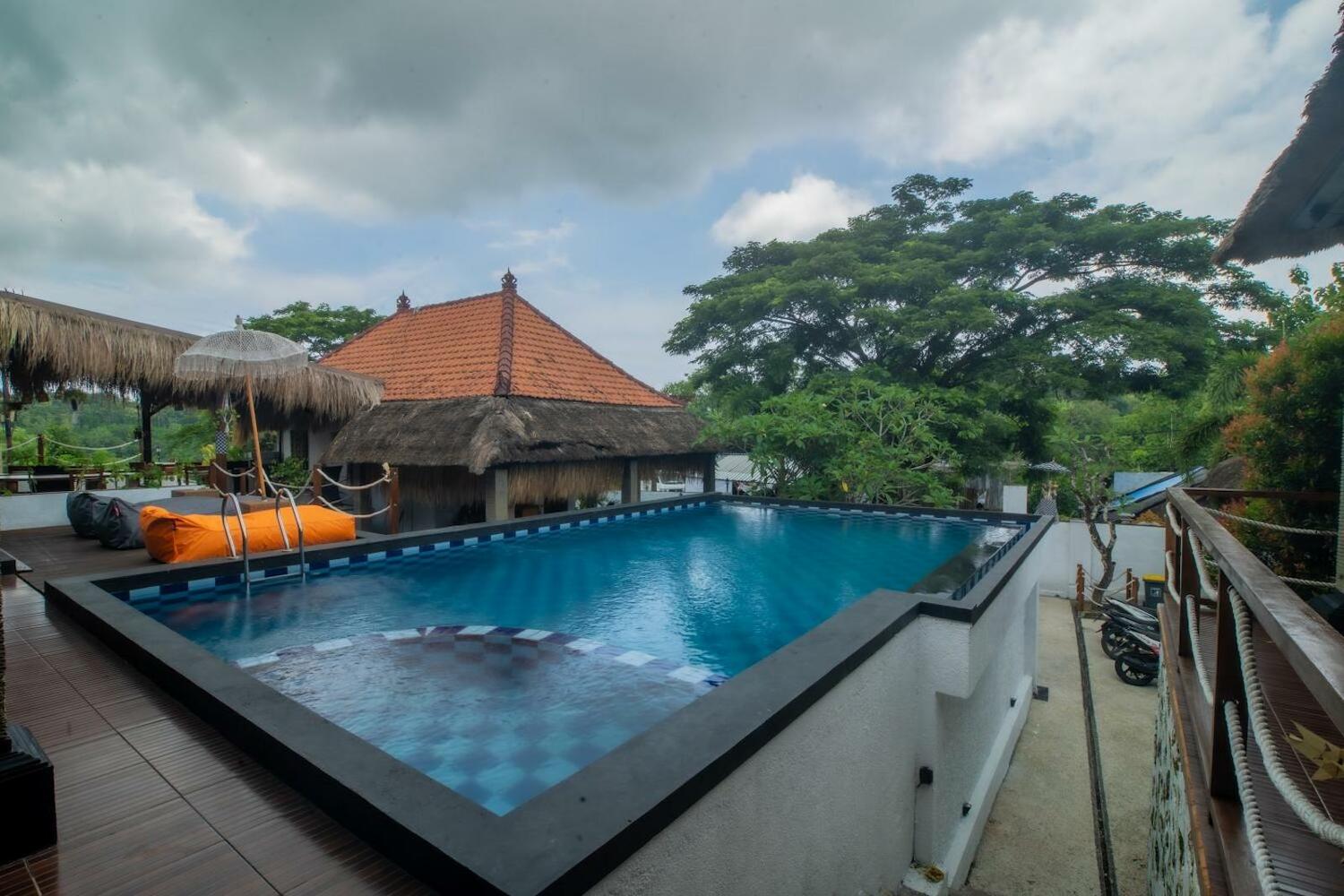 Simpang Inn Hostel, Nusa Penida