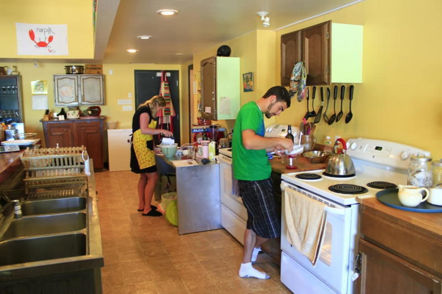 Where to stay in Golden on a budget Where to stay in Golden on a budget