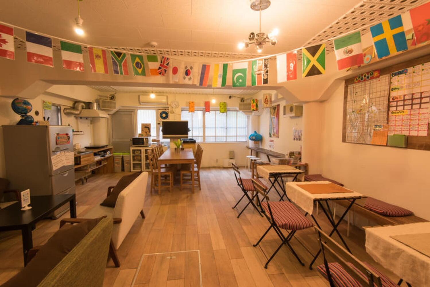 Hostel Q, Osaka