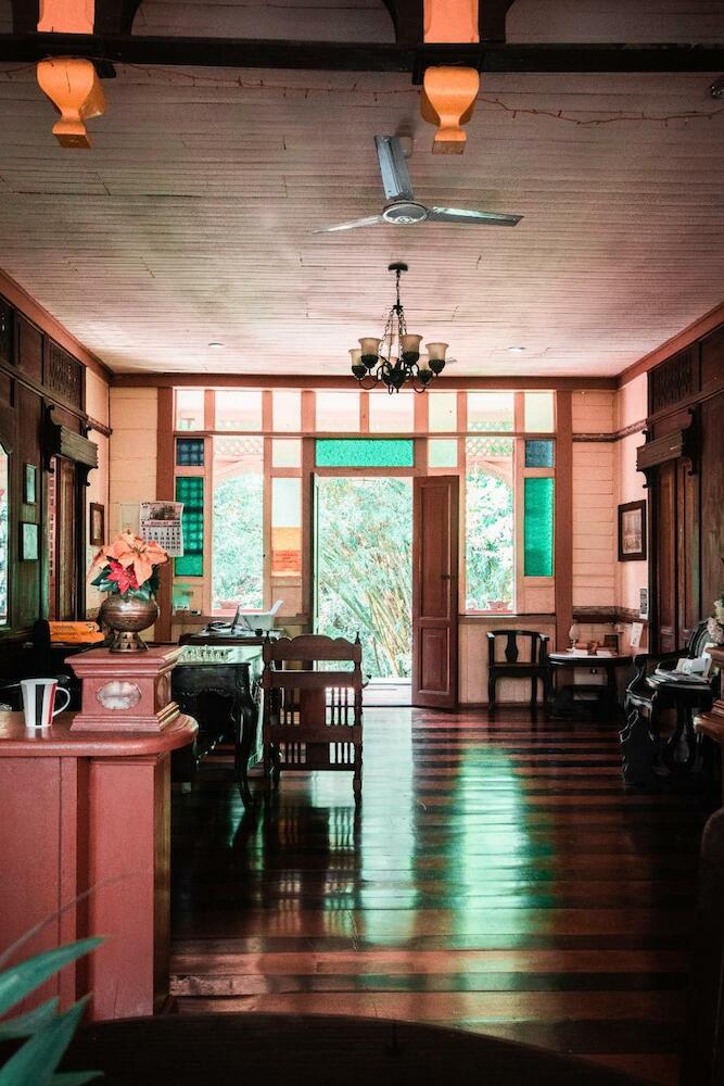 Oasis Balili Heritage Lodge, Bohol Island