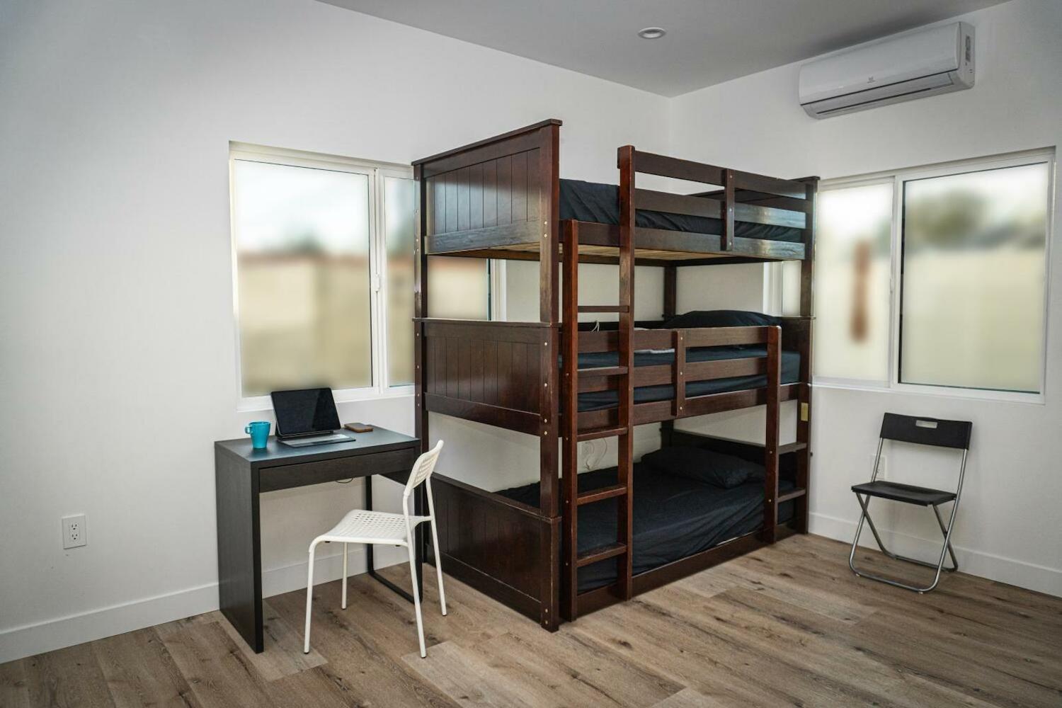 Riverton Place Noho