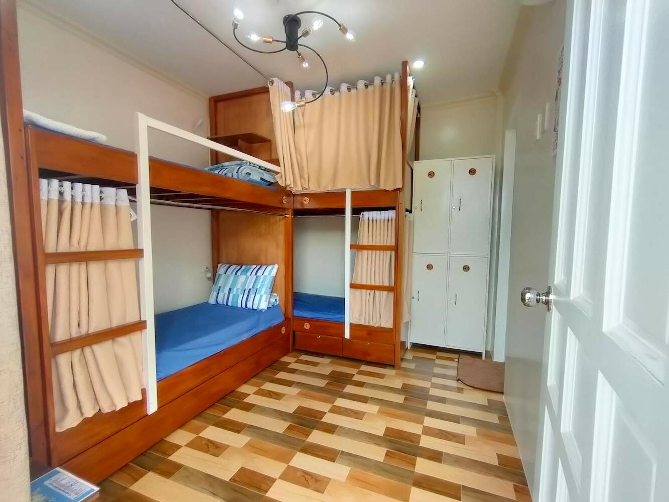 Intoy's Place, Panglao Island