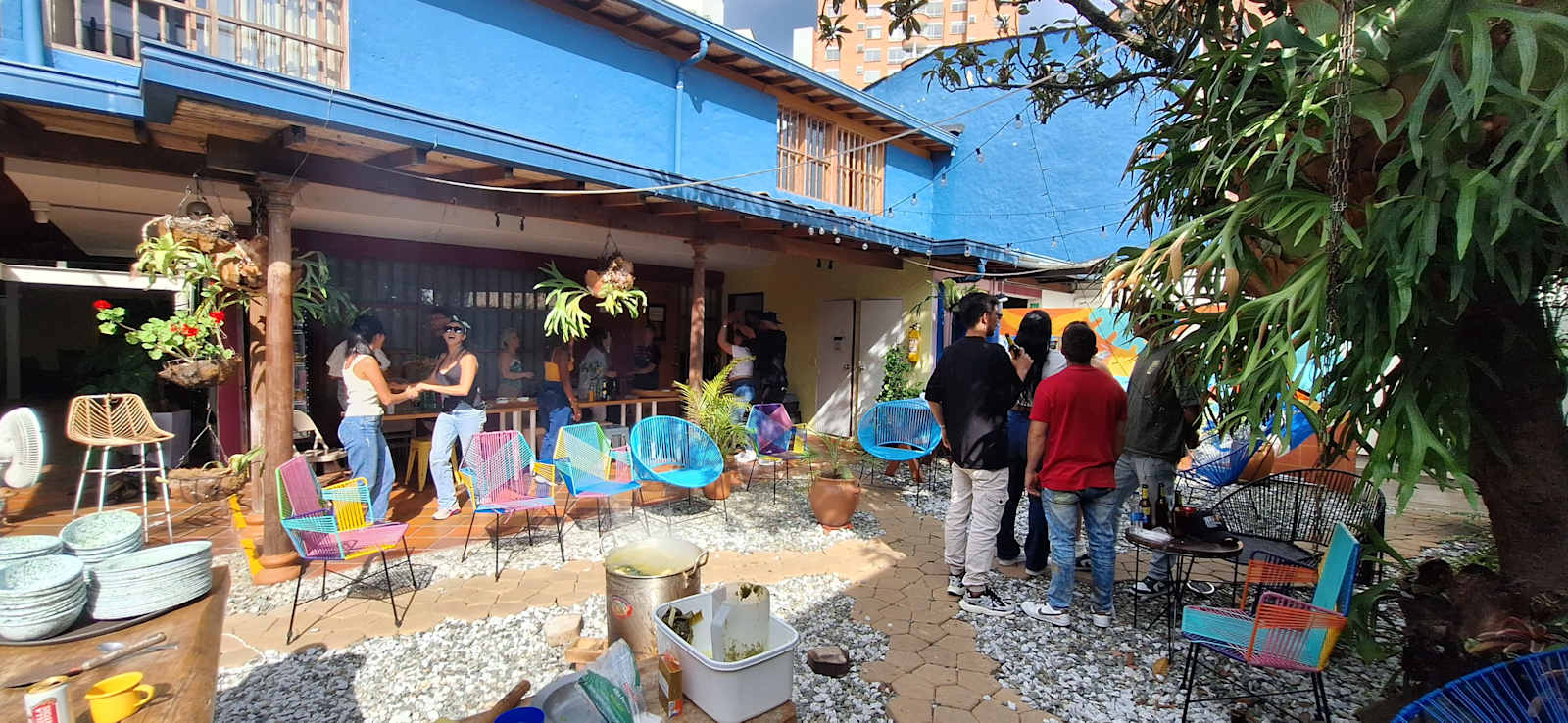 Yolo Hostel