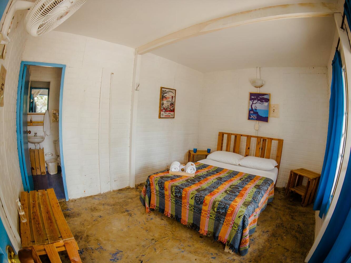 Playa Del Ritmo Beach Hostel & Bar
