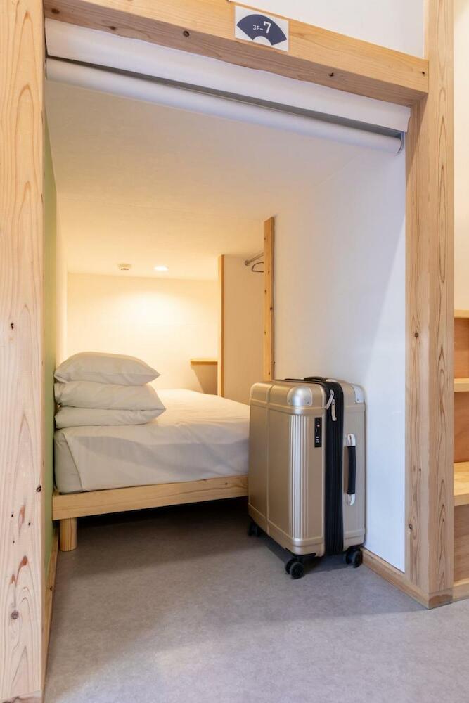 Almas Guest House(アルマス）, Nagasaki