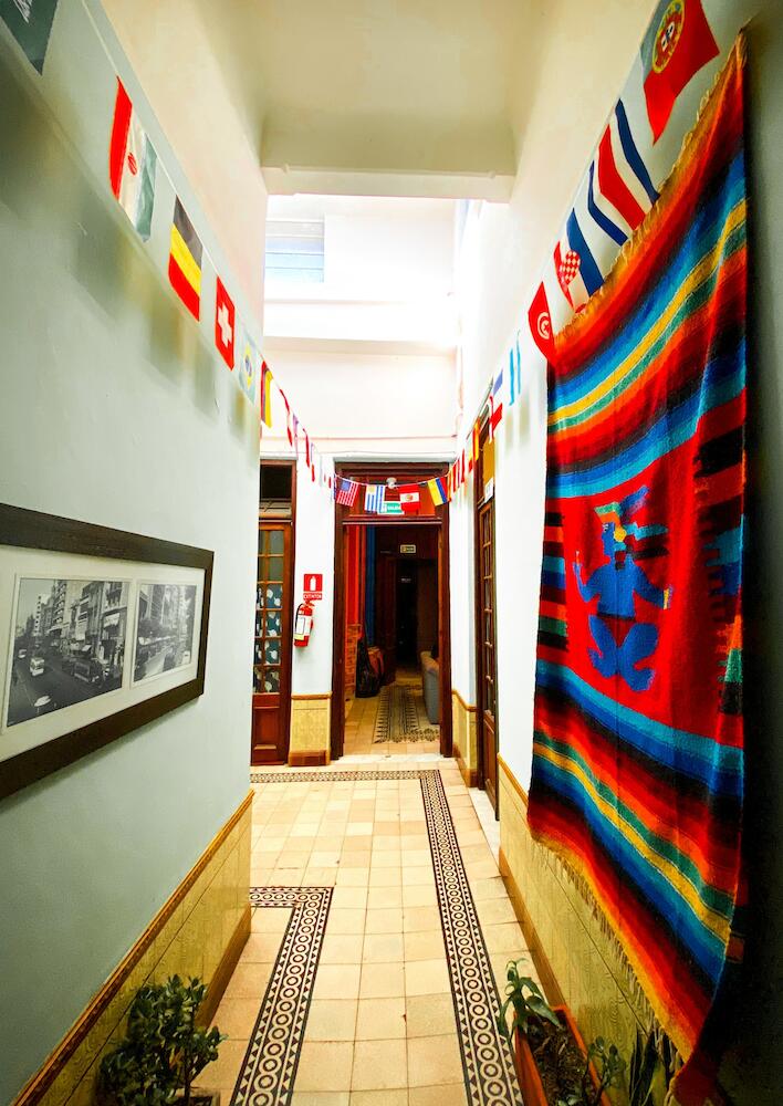 Hostel Charruas