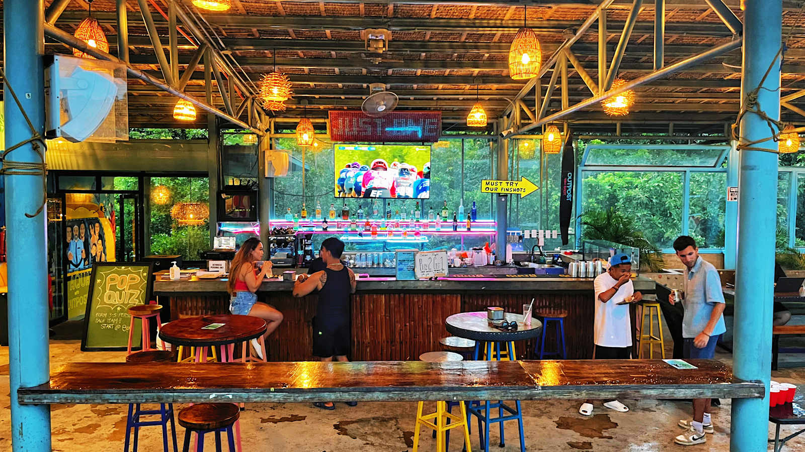 Outpost Hostel - Coron, Coron