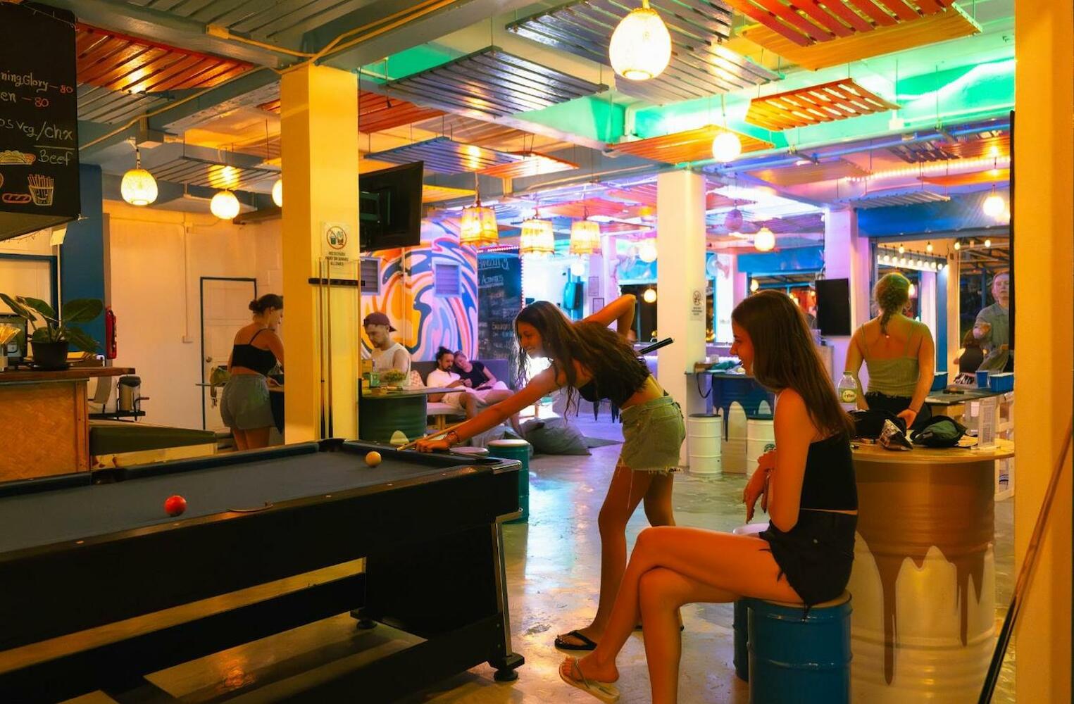 The Hangout Hostel, Ao Nang