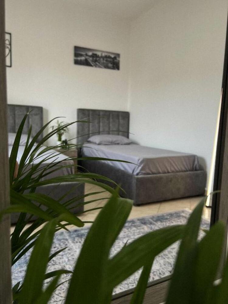 Hostel By Fenix