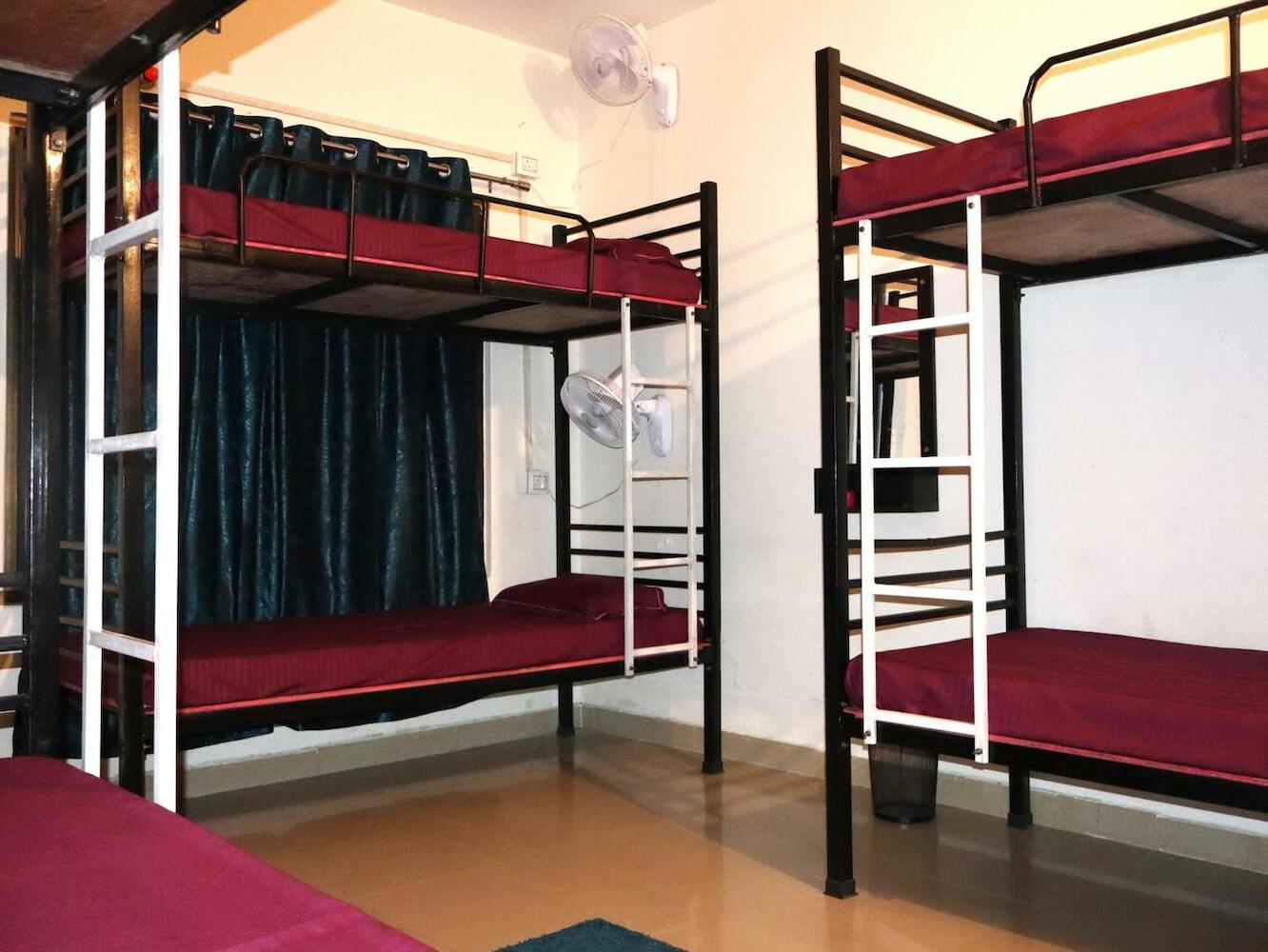 Nomad's Nest Backpackers Hostel, Guwahati