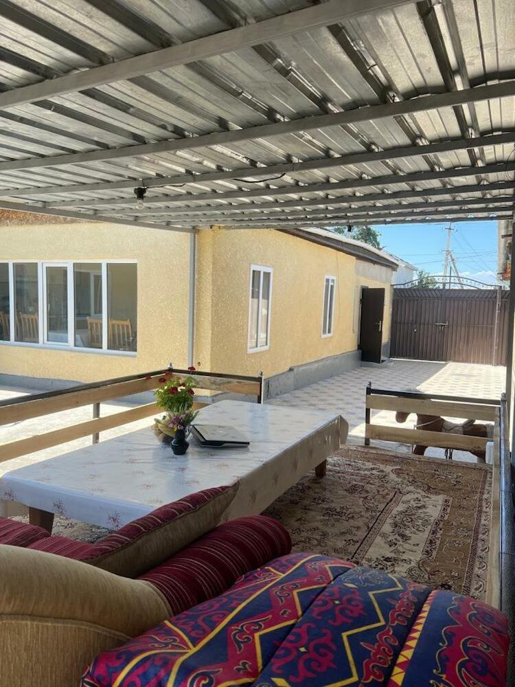 The Nest Hostel, Karakol