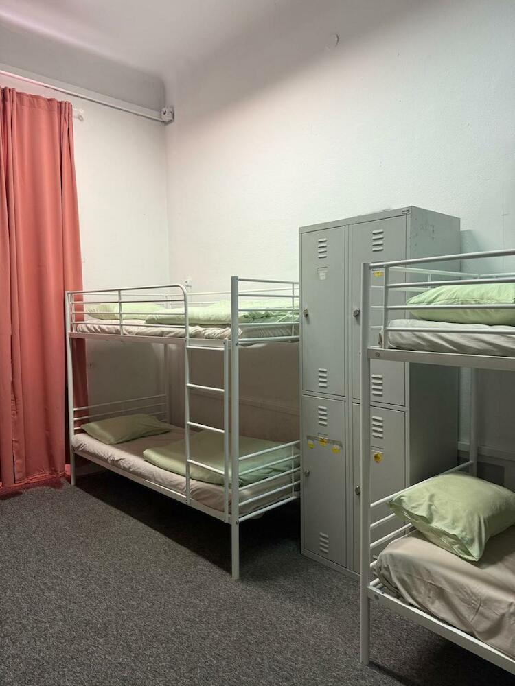 Kr Rest Krakow New, Krakow