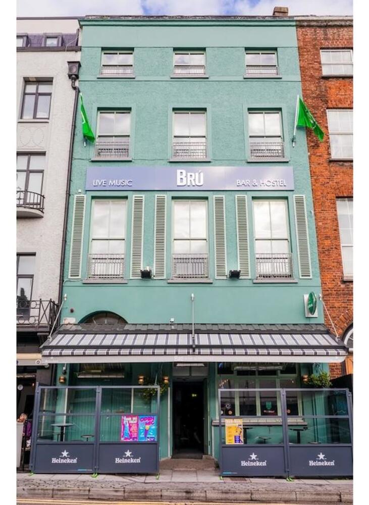 Bru Bar & Hostel in Cork Prices 2020 (How to compare?)