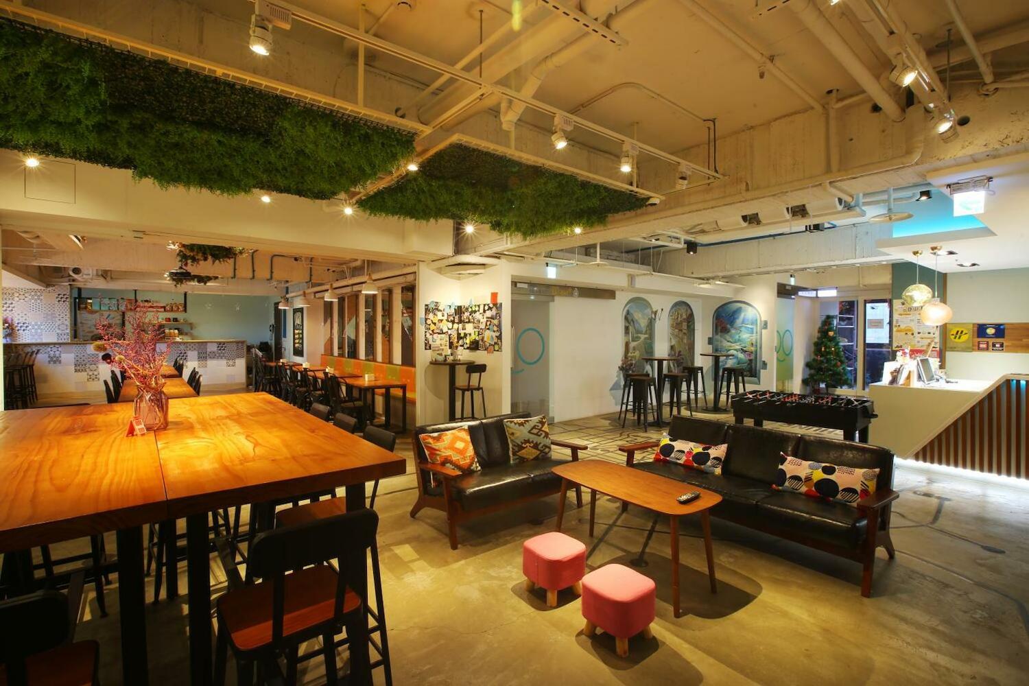 Loosha Hostel