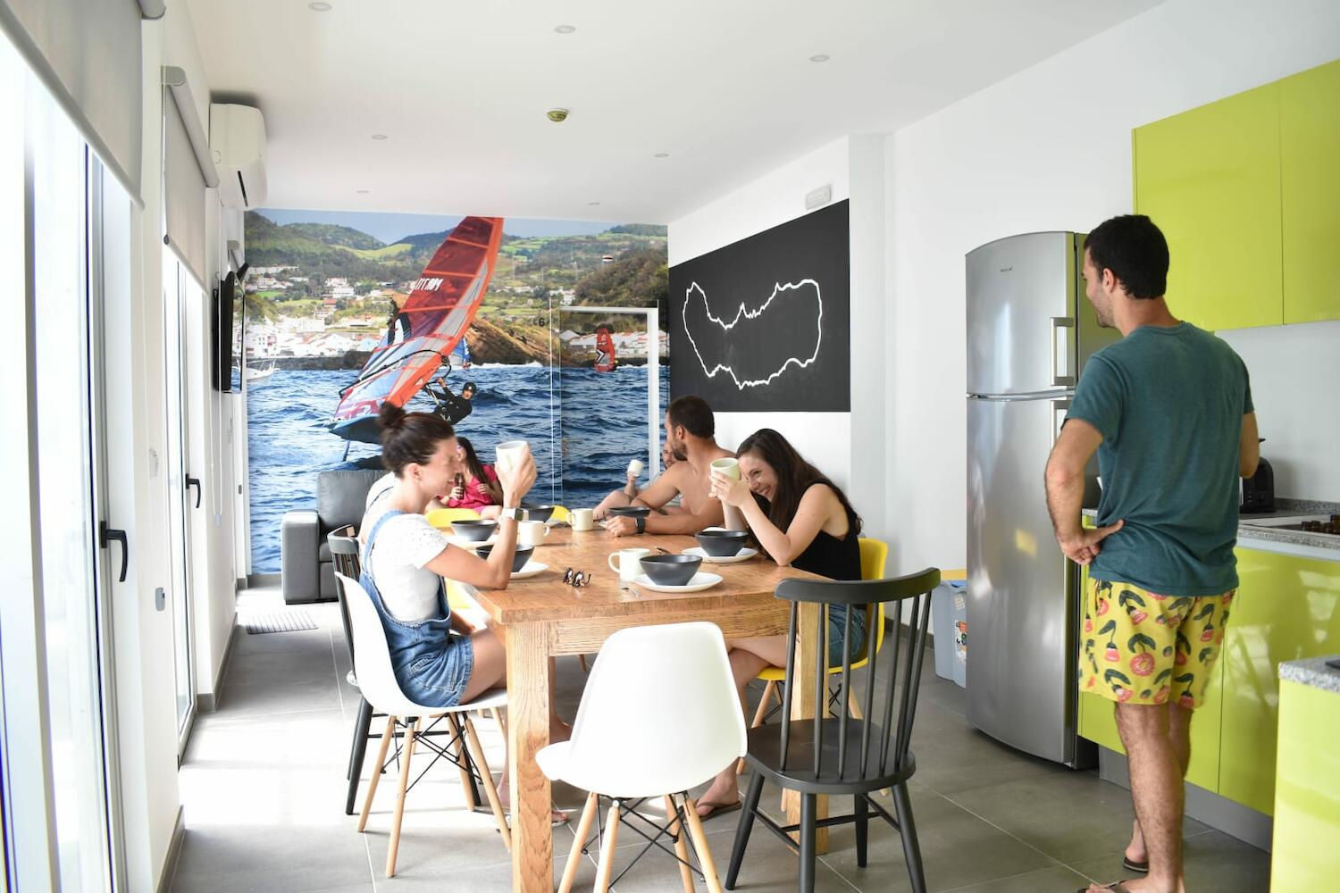 Hostel AzorAzul - Pool & Suite, Ponta Delgada