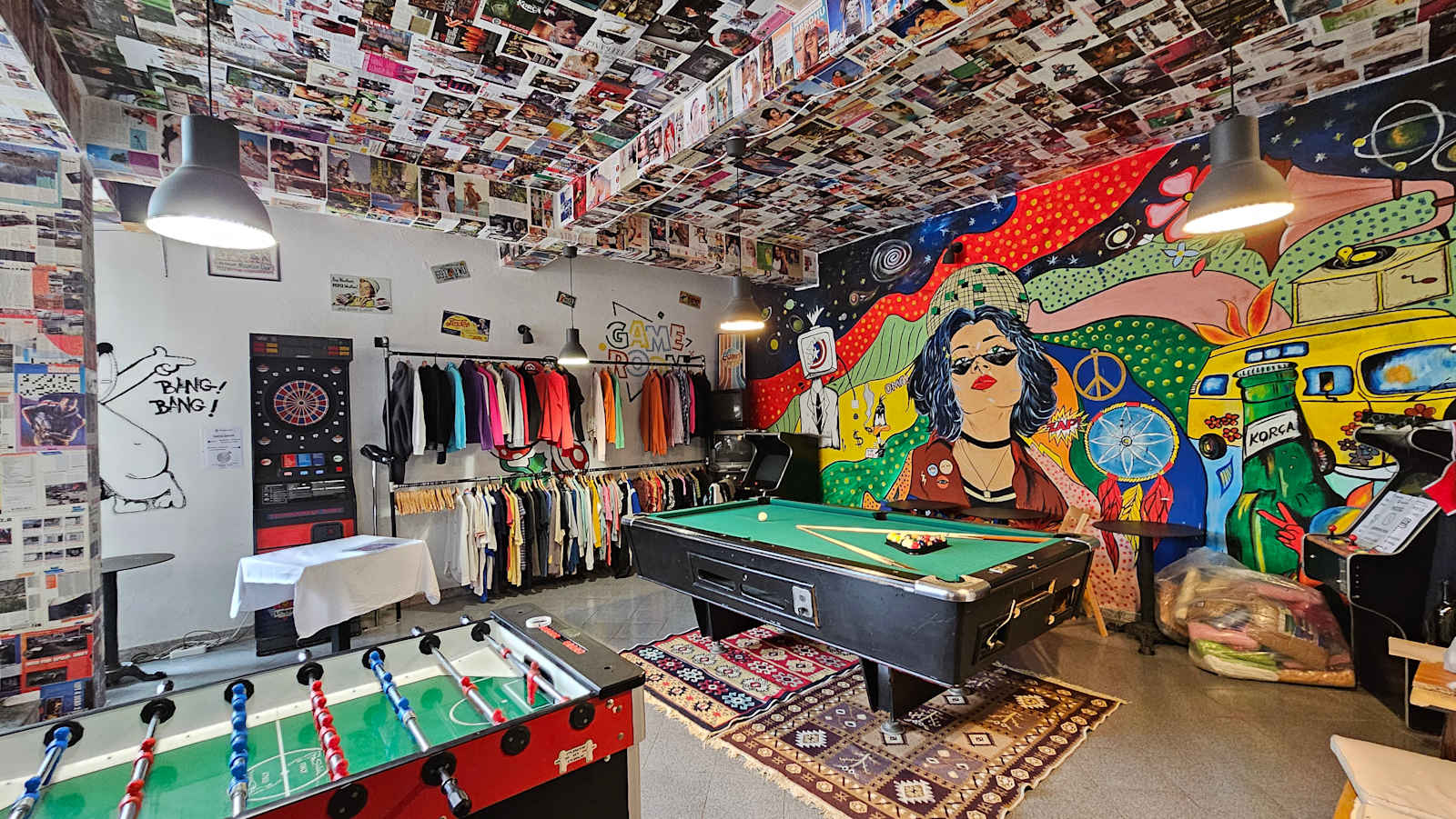 Traveler Hostel