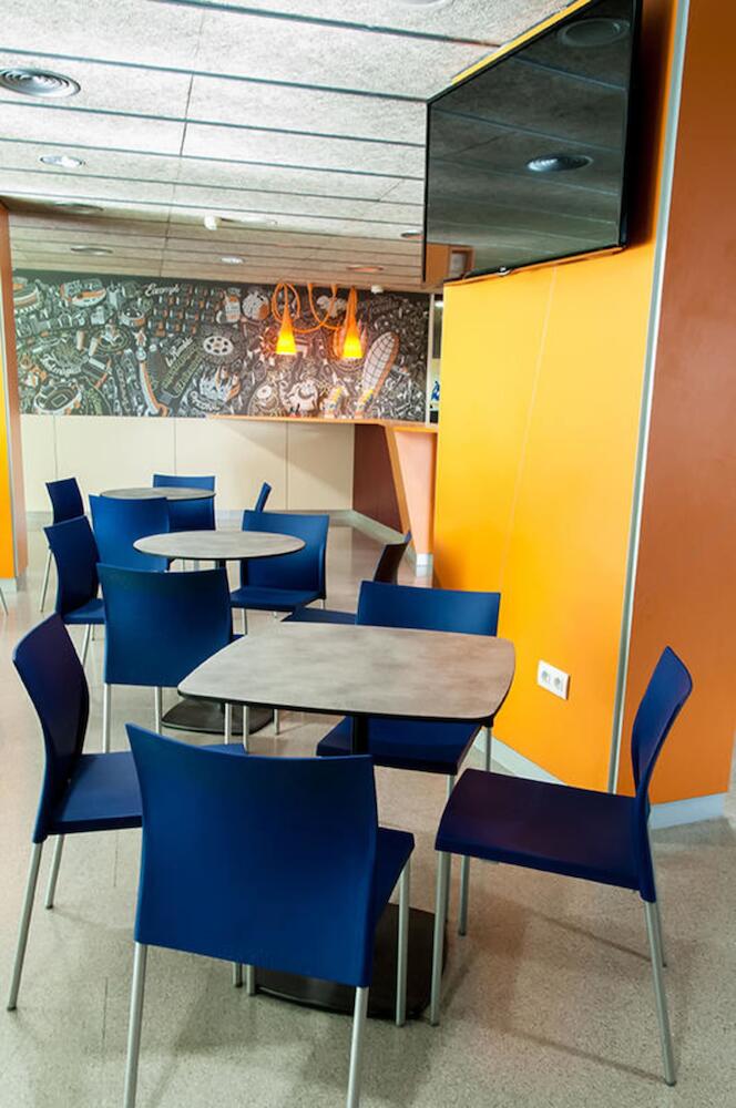 Barcelona Pere Tarrés Youth Hostel