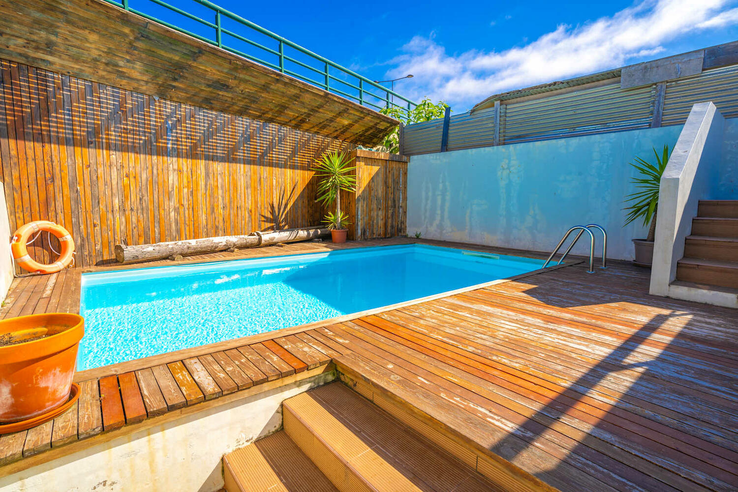Hostel AzorAzul - Pool & Suite, Ponta Delgada
