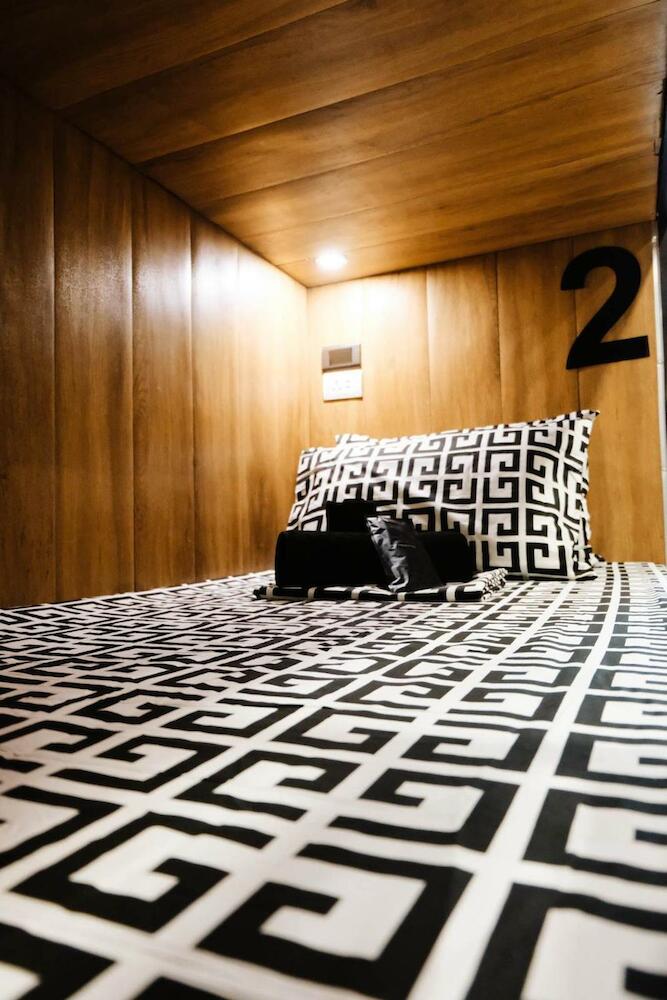 J & J Homestay, Coron