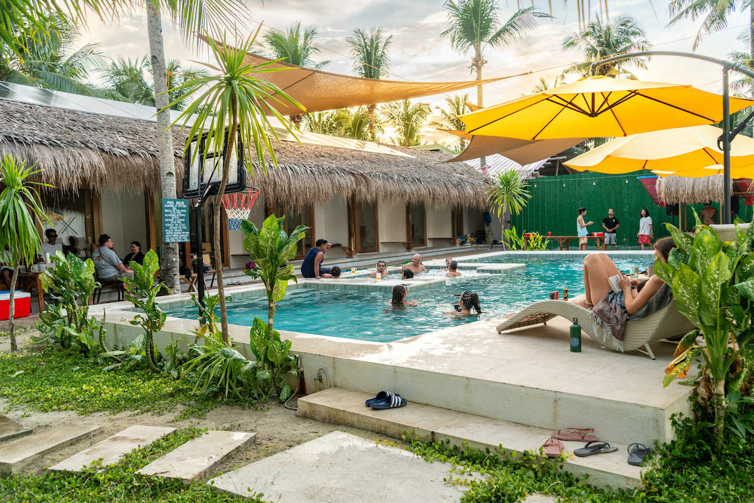 Sunlit Hostel, Siargao