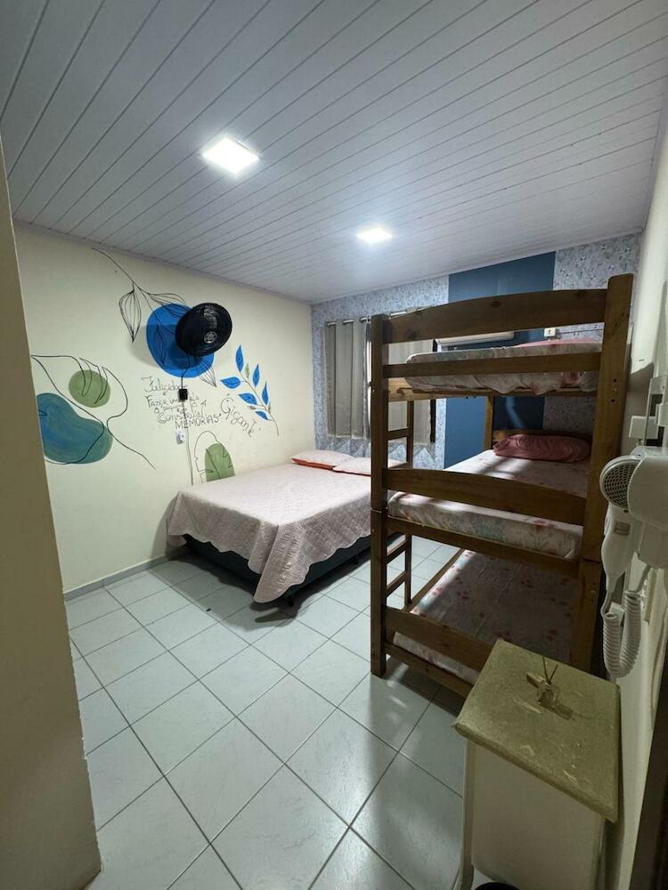 Hostel Casa Jambo Guaruja