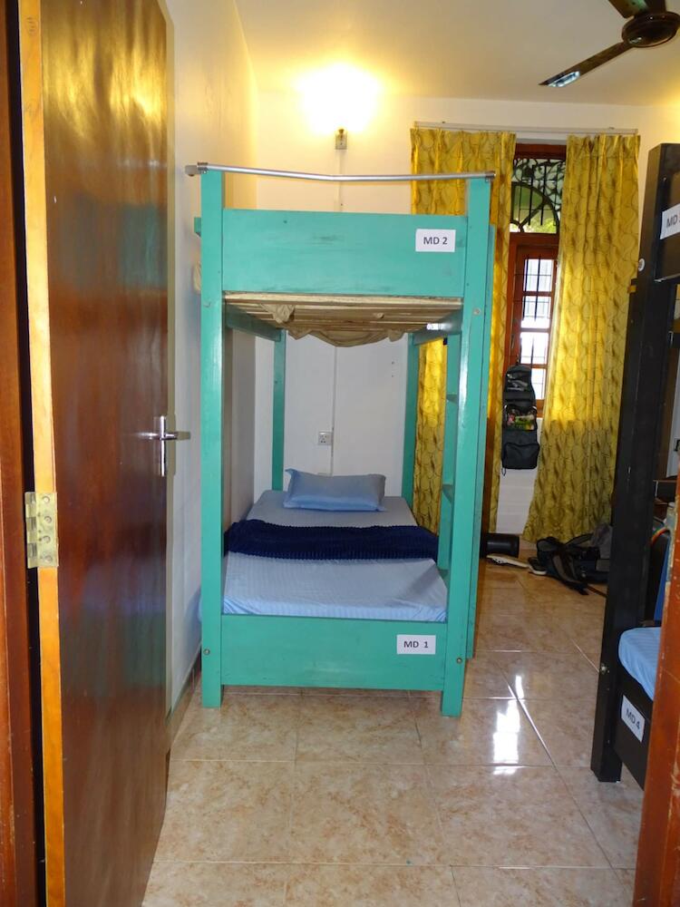 Ceylon Glory Hostel, Negombo